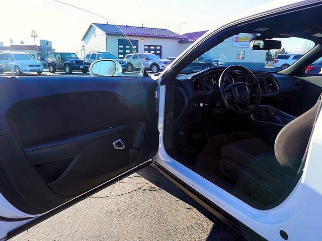 Photo of 2022 White Knuckle Clearcoat Dodge Challenger