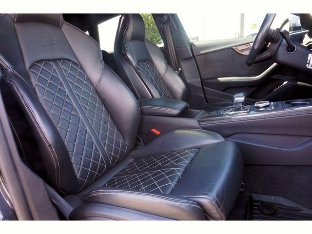Photo of 2018 Manhattan Gray Metallic Audi S5
