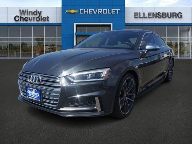 Photo of 2018 Manhattan Gray Metallic Audi S5