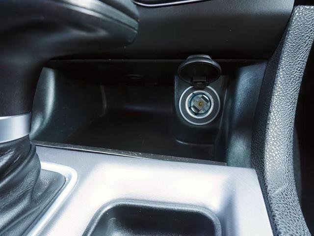 Photo of 2022 Nickel Dodge Charger