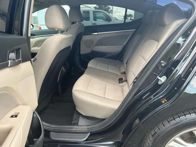 Photo of 2019 Phantom Black Hyundai ELANTRA