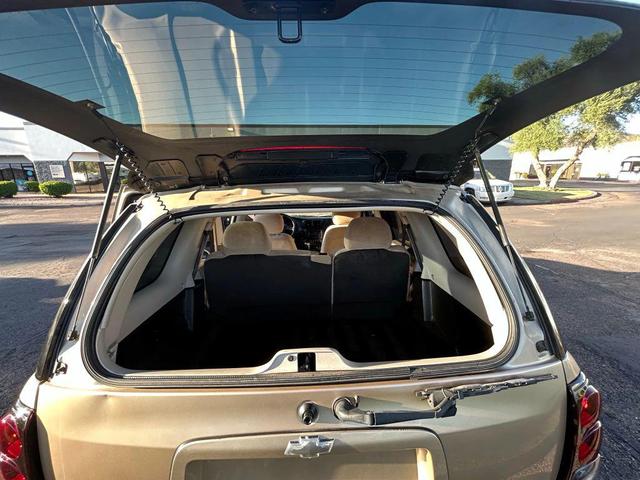 Photo of 2005 Gold Chevrolet Trailblazer