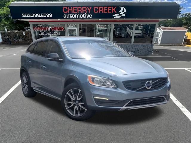 2017 Volvo V60 Cross Country