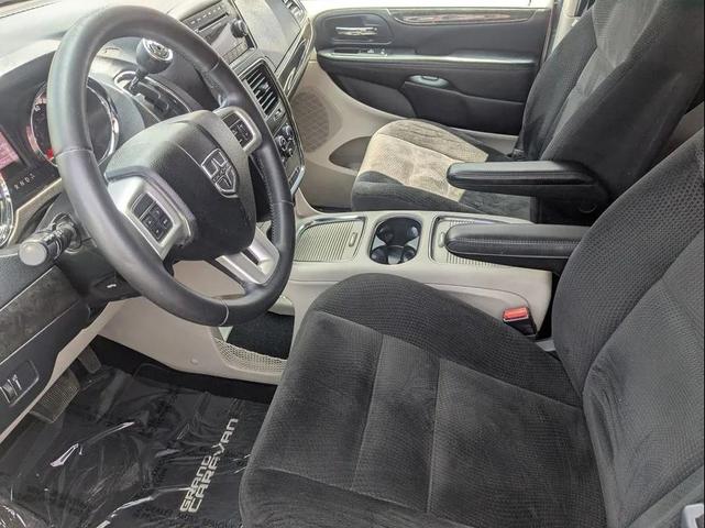 Photo of 2014 Red Dodge Grand Caravan