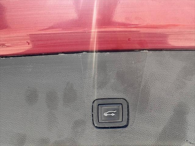 Photo of 2019 Red Chevrolet Traverse