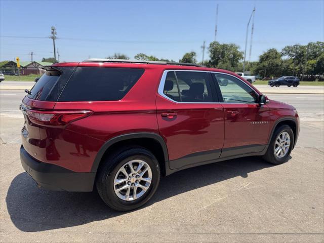 Photo of 2019 Red Chevrolet Traverse