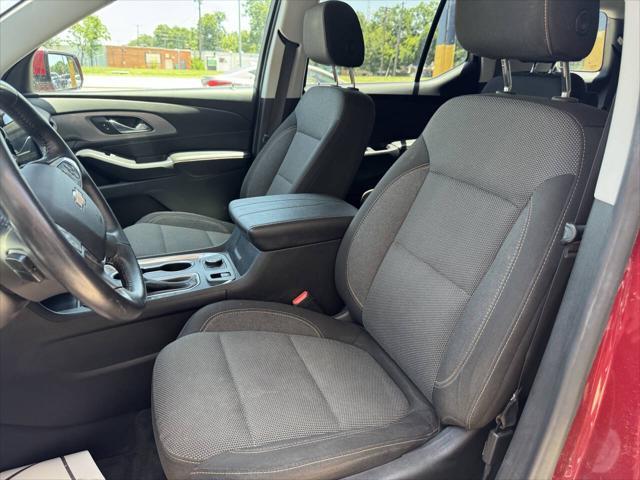 Photo of 2019 Red Chevrolet Traverse