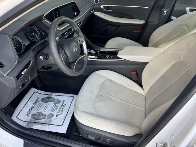 Photo of 2022 Quartz White Hyundai SONATA