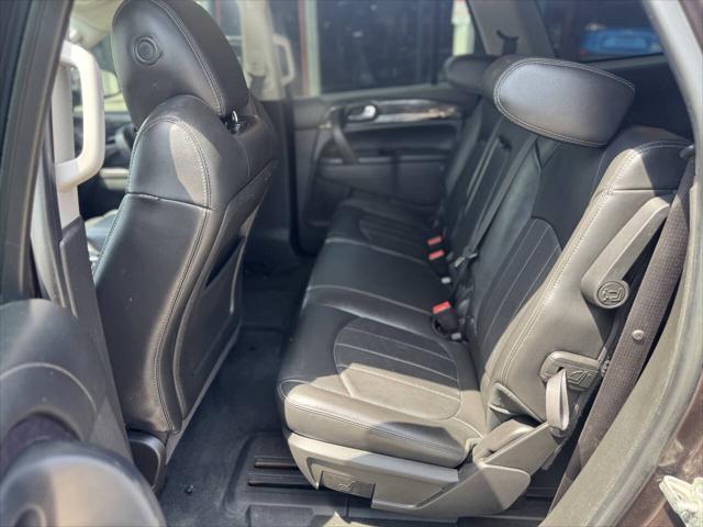 Photo of 2017 Dark Chocolate Metallic Buick Enclave
