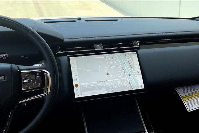Photo of 2026 White Land Rover Range Rover Velar