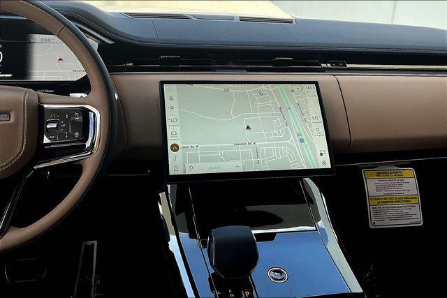 Photo of 2025 Gray Land Rover Range Rover Sport