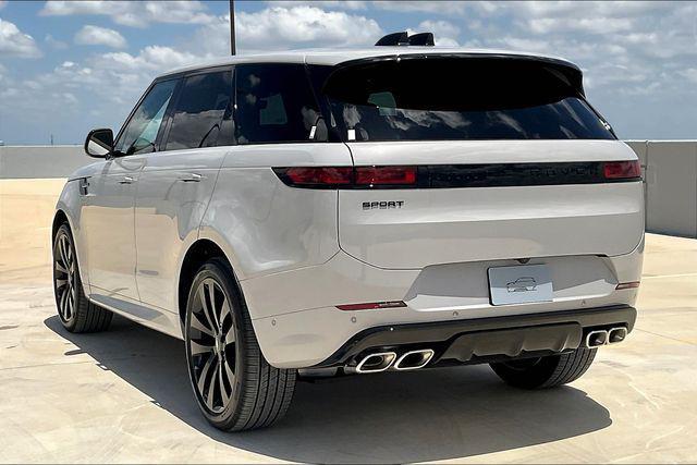 Photo of 2025 Gray Land Rover Range Rover Sport