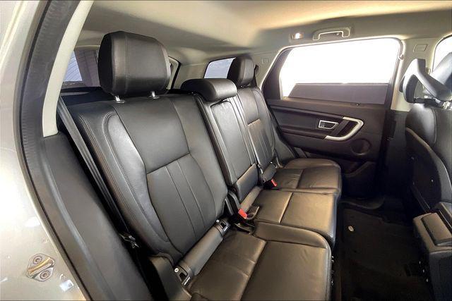 Photo of 2019 Indus Silver Metallic Land Rover Discovery Sport