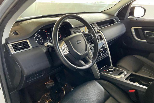 Photo of 2019 Indus Silver Metallic Land Rover Discovery Sport