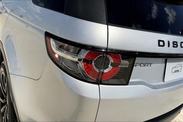 Photo of 2019 Indus Silver Metallic Land Rover Discovery Sport