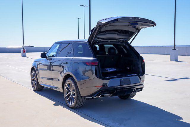 Photo of 2025 Grey Land Rover Range Rover Sport