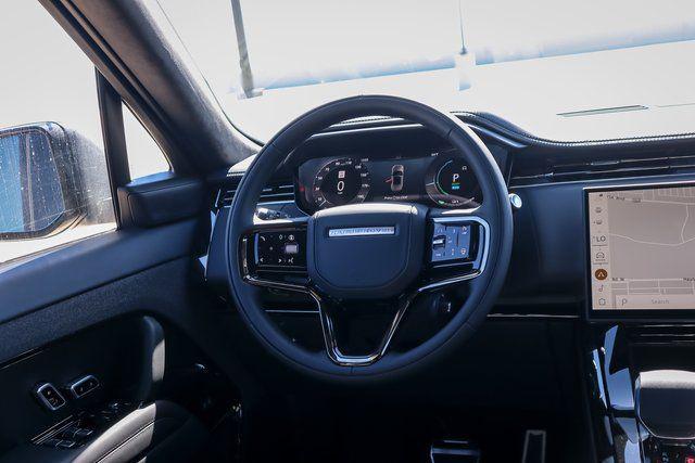 Photo of 2025 Grey Land Rover Range Rover Sport