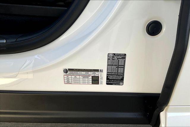 Photo of 2025 White Land Rover Range Rover Sport