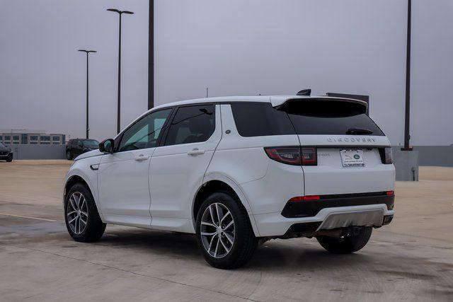 Photo of 2024 Fuji White Land Rover Discovery Sport
