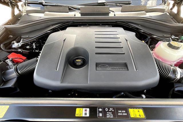 Photo of 2025 Santorini Black Metallic Land Rover Range Rover Sport