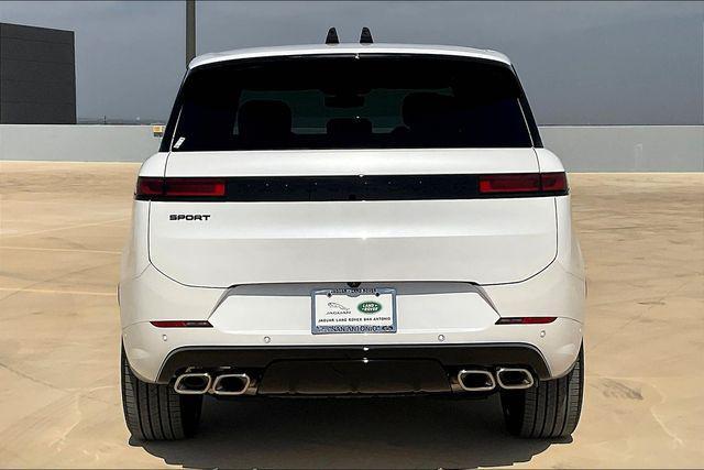 Photo of 2025 White Land Rover Range Rover Sport
