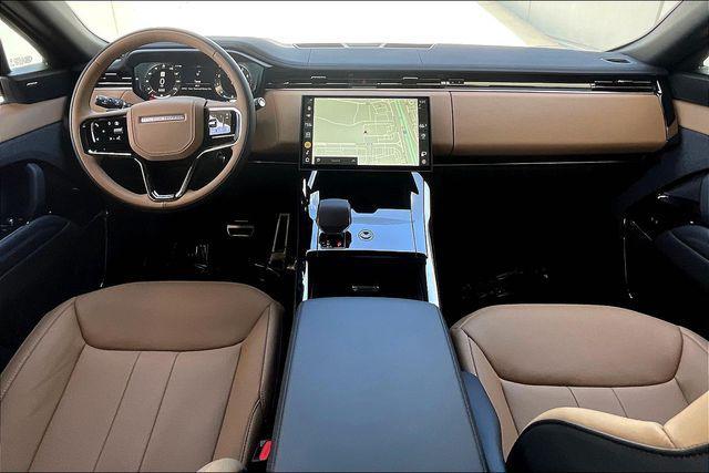 Photo of 2025 Grey Land Rover Range Rover Sport