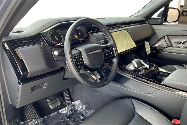 Photo of 2025 Varesine Blue Metallic Land Rover Range Rover Sport