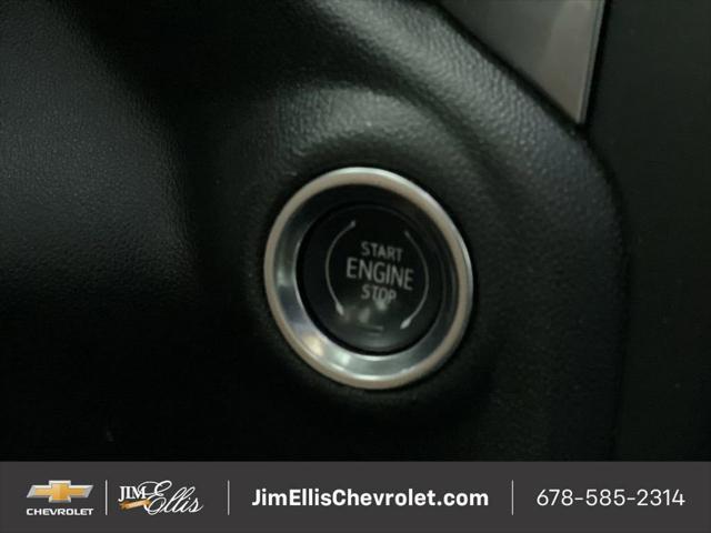 Photo of 2022 Summit White Chevrolet Silverado 2500