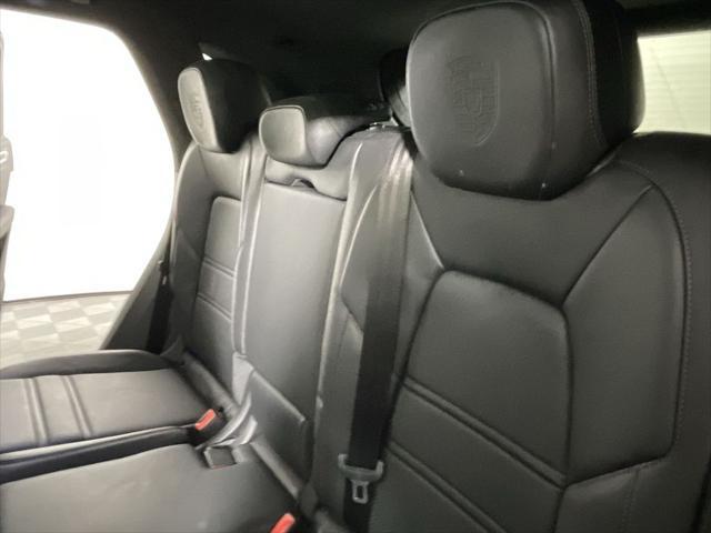 Photo of 2021 Quartzite Grey Metallic Porsche Cayenne
