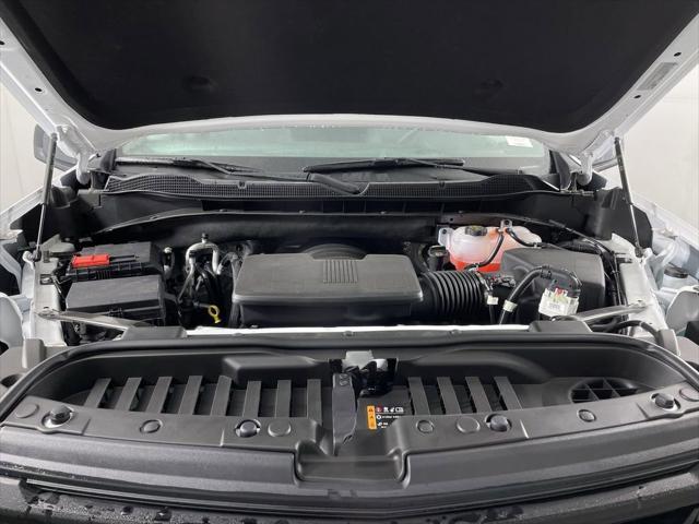 Photo of 2025 Summit White Chevrolet Silverado 1500