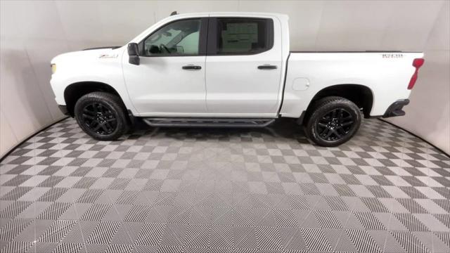 Photo of 2025 Summit White Chevrolet Silverado 1500
