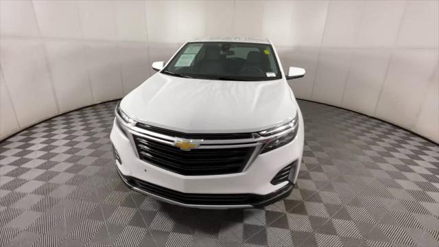 Photo of 2024 Summit White Chevrolet Equinox