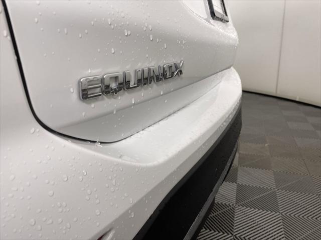 Photo of 2024 Summit White Chevrolet Equinox