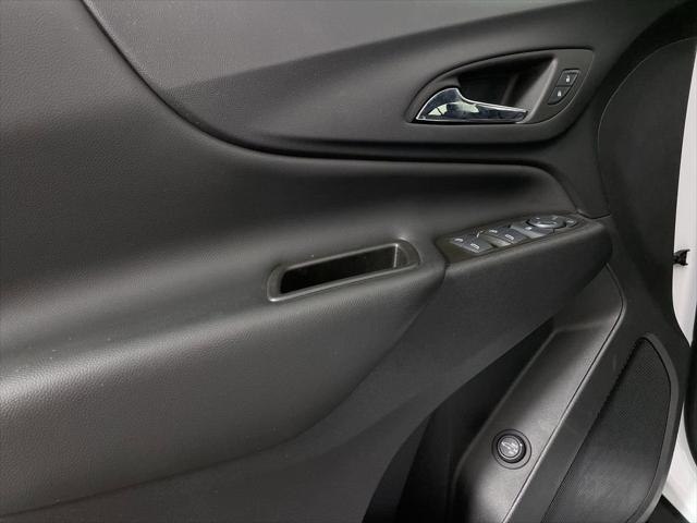 Photo of 2024 Summit White Chevrolet Equinox
