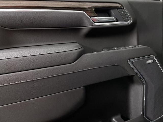 Photo of 2025 Black Chevrolet Silverado 1500