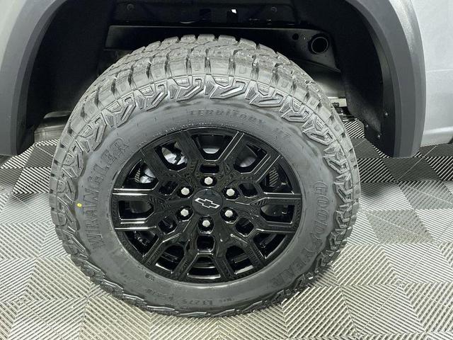 Photo of 2026 Sterling Gray Metallic Chevrolet Colorado