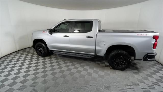 Photo of 2020 Silver Ice Metallic Chevrolet Silverado 1500