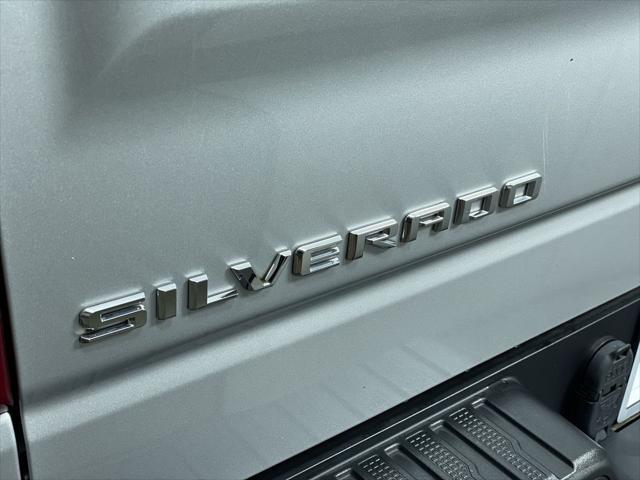 Photo of 2020 Silver Ice Metallic Chevrolet Silverado 1500