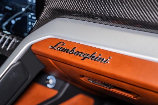 Photo of 2020 Blu Astraeus Metallic Lamborghini Urus