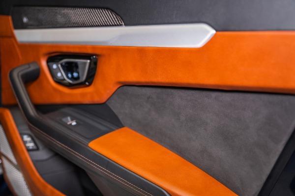 Photo of 2020 Blu Astraeus Metallic Lamborghini Urus