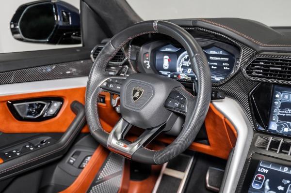 Photo of 2020 Blu Astraeus Metallic Lamborghini Urus