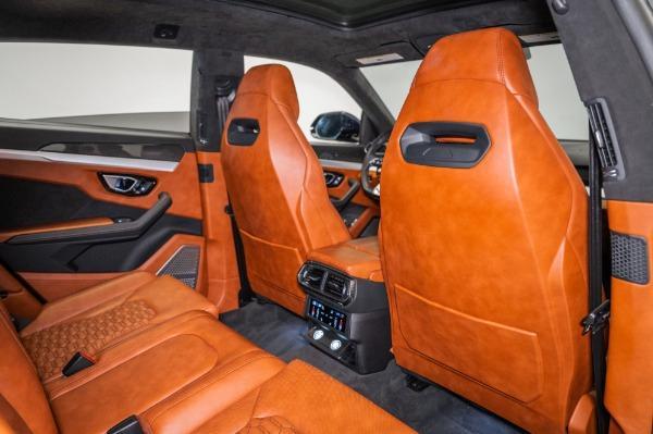 Photo of 2020 Blu Astraeus Metallic Lamborghini Urus