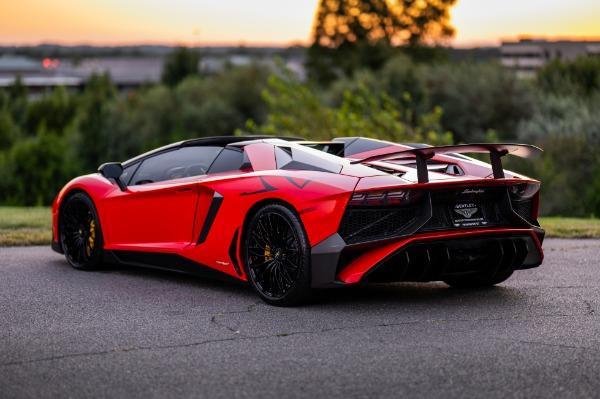 Photo of 2016 Rosso Mars Lamborghini Aventador