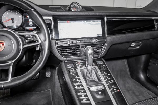 Photo of 2021 Volcano Grey Metallic Porsche Macan