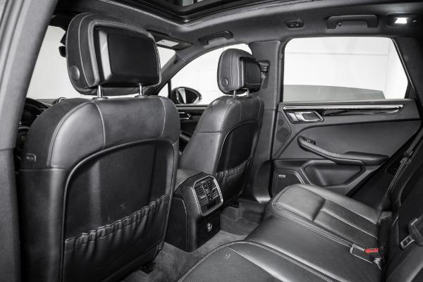 Photo of 2021 Volcano Grey Metallic Porsche Macan
