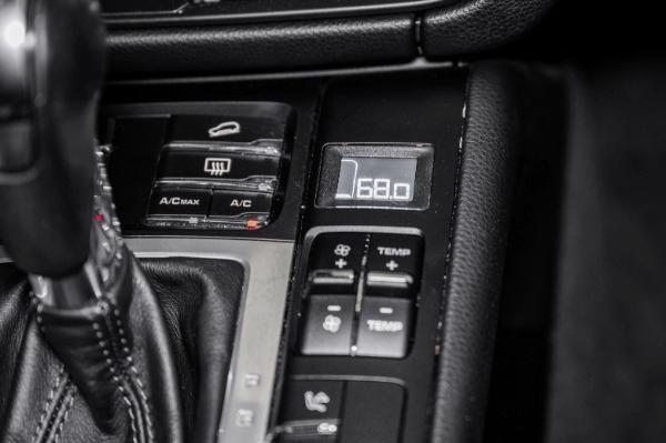 Photo of 2021 Volcano Grey Metallic Porsche Macan