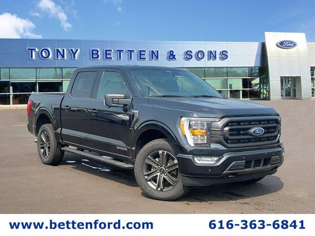 Photo of 2021 AGATE BLACK METALLIC Ford F-150