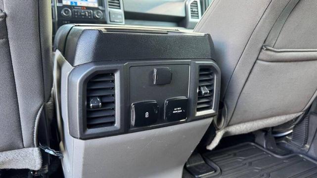 Photo of 2017 Oxford White Ford F-150