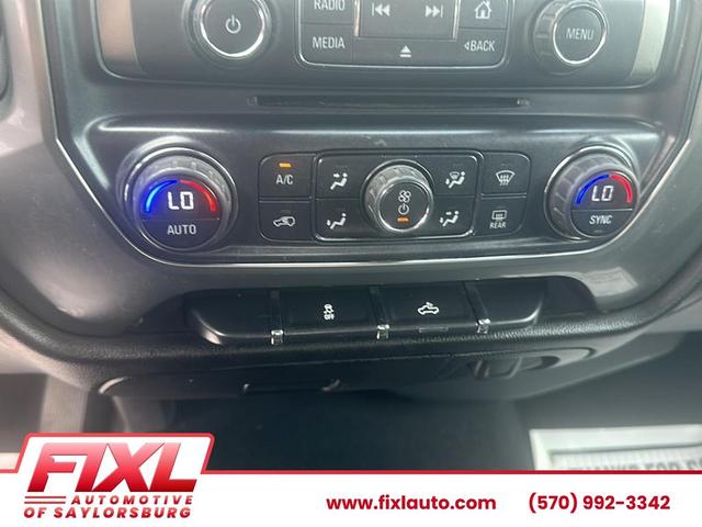 Photo of 2016 Deep Ocean Blue Metallic Chevrolet Silverado 1500