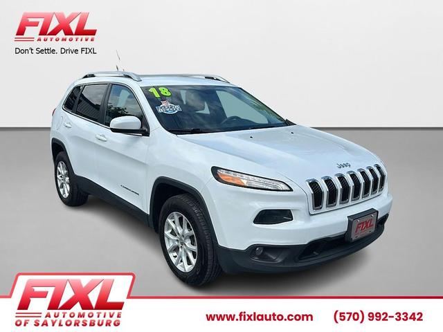 Photo of 2018 Bright White Clearcoat Jeep Cherokee